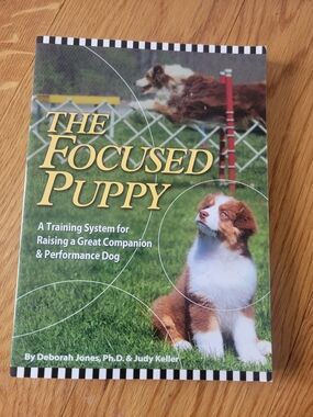 The Focused Puppy by Deborah Jones & Judy Keller - Brown & White Cover